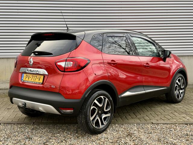 Renault CAPTUR 120pk TCe Dynamique Automaat [ Fm navi,camera,leer,ecc,17``lmv,trekhaak ]