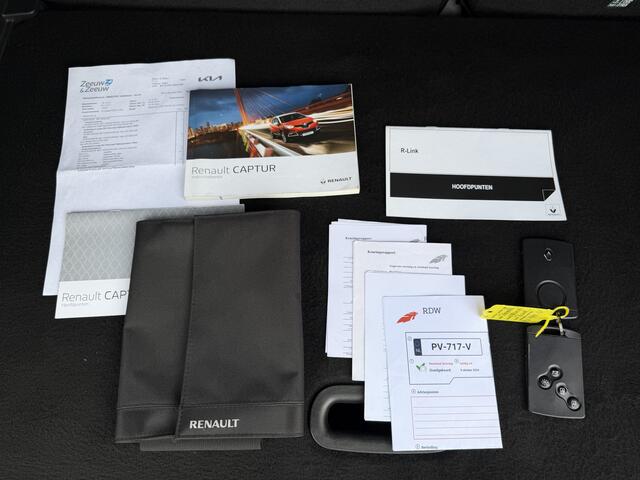 Renault CAPTUR 120pk TCe Dynamique Automaat [ Fm navi,camera,leer,ecc,17``lmv,trekhaak ]