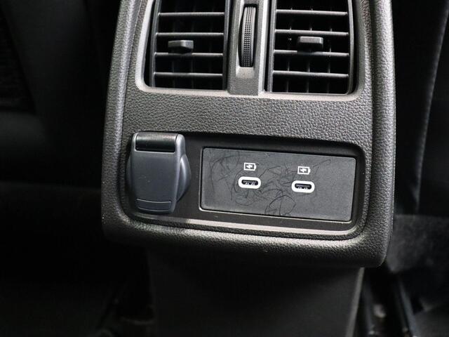 Renault CAPTUR E-Tech full hybrid 145pk techno | Google infotainment | Stoel en stuurverwarming | Digitaal dashboard | Achteruitrijcamera |