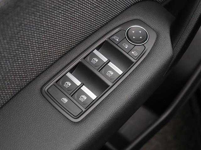 Renault CAPTUR E-Tech full hybrid 145pk techno | Google infotainment | Stoel en stuurverwarming | Digitaal dashboard | Achteruitrijcamera |