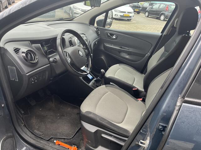 Renault CAPTUR 0.9 TCe Limited Trekhaak / Airco / Cruise / Lmv / Nav / Led
