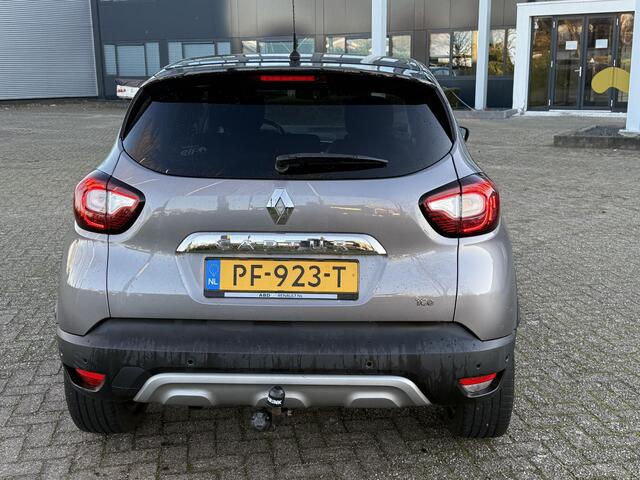 Renault CAPTUR 1.2 TCe Intens , KEYLESS, CARPLAY, NAVI, TREKHAAK, CRUISE CONTROLE, ZELF IN PARKEER FUNCTIE, ACHTERUITRIJ CAMERA, DEALERONDERHOUDEN, BOEKJES, NL AUTO, RUIM UITGEVOERDE AUTOMAAT MET LAGE KMS