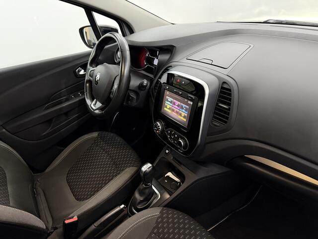 Renault CAPTUR 1.2 TCe Bose Clima, Camera, Navi, A start stop, Cruise control, Keyless start, Radio, Mistlamp