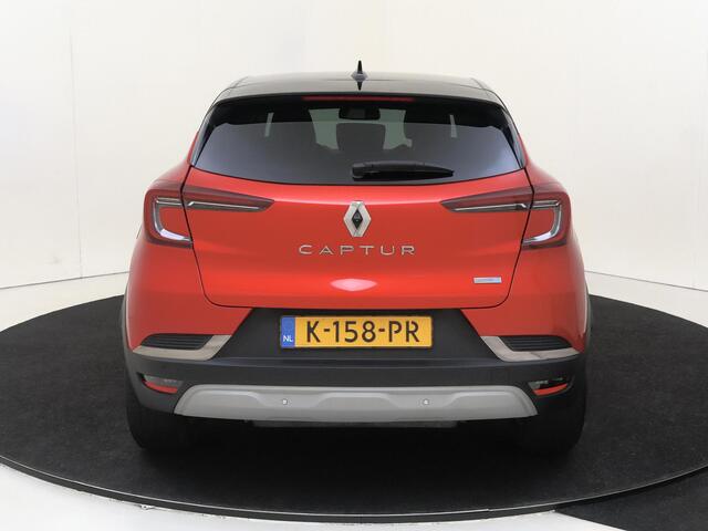 Renault CAPTUR 1.6 E-Tech Plug-in Hybrid 160 Intens | Navigatie | Parkeersensoren & Camera | LM Velgen |