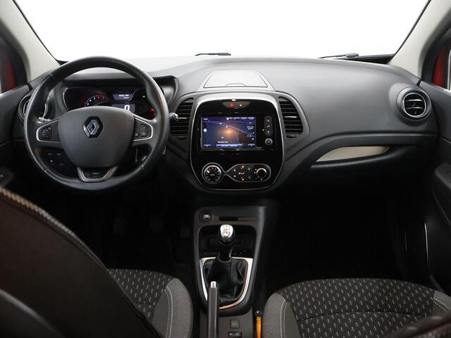 Renault CAPTUR 0.9 TCe Intens | Trekhaak | Navigatie | Parkeercamera | Climate Control | Keyless Go |