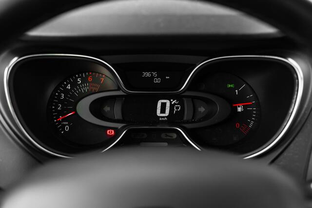 Renault CAPTUR 1.3 TCe 150 PK Intens | Automaat | Camera achter | Sensoren voor |