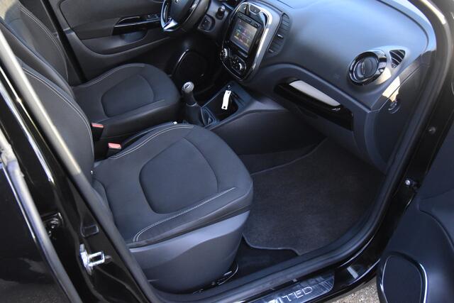Renault CAPTUR 0.9 TCe Limited , TREKHAAK , CR CONTR , LMV16 , PDC A ,