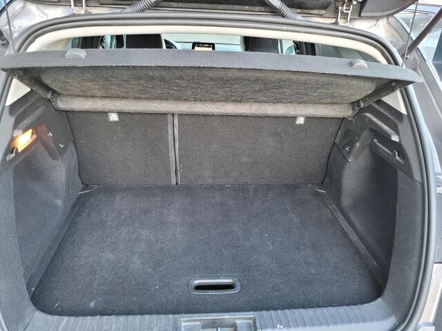 Renault CAPTUR 1.3 TCe 140 Intens | Automaat | Stuurverwarming | Adap. Cruise Control