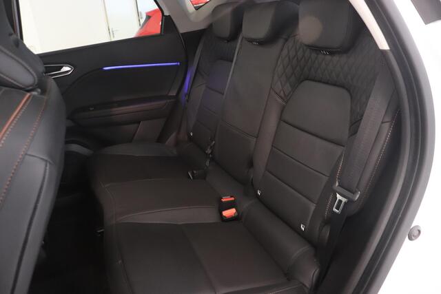 Renault CAPTUR 1.6 E-Tech Plug-in Hybrid 160 Initiale Paris | 360° Camera | Schuif/kanteldak | BOSE audio | Suur & Stoelverwarming | Applecarplay Androidauto | adaptieve cruise control |