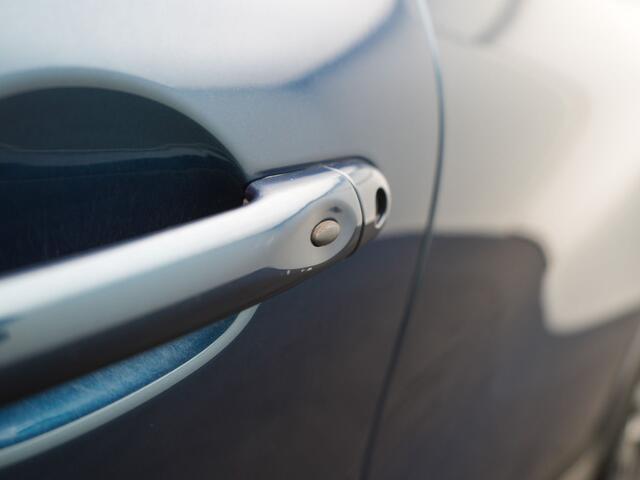 Renault CAPTUR TCe 90 Intens - RIJKLAARPRIJS - Achteruitrijcamera - Cruise Control - Trekhaak