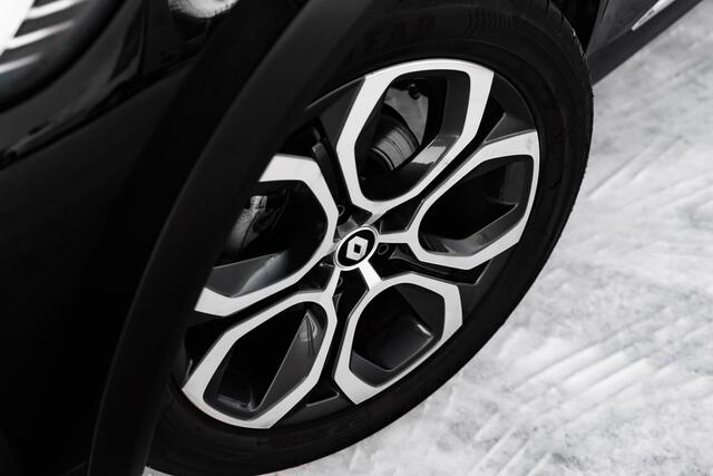 Renault CAPTUR 1.3 TCe 140 PK Intens | Camera achter en sensoren voor | 18" LM Velgen |