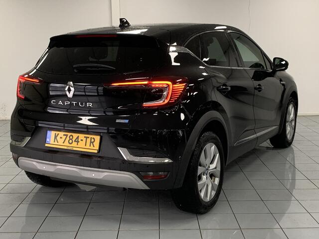 Renault CAPTUR 1.6 E-Tech Plug-in Hybrid 160 Intens NAVIGATIE | ACHTERUITRIJCAMERA | PARKEERSENSOREN VOOR-EN ACHTER