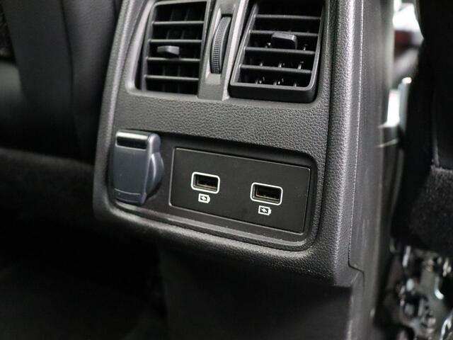 Renault CAPTUR E-Tech Hybrid 145pk Techno | Grootscherm navigatie | Digitaal dashboard | Achteruitrijcamera | Parkeersensoren voor/achter |