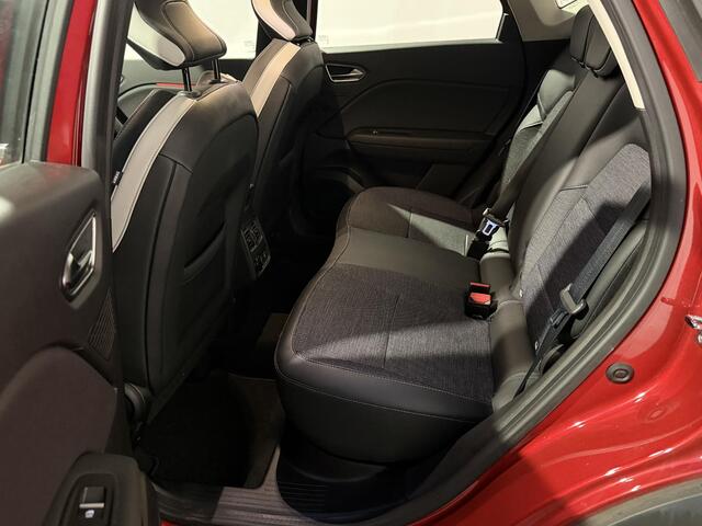 Renault CAPTUR E-TECH Plug-In 160 Intens