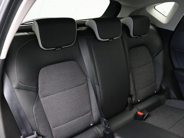 Renault CAPTUR 1.6 E-Tech Plug-in Hybrid 160 Edition One | Bose Audio | 9,3" Navi | Trekhaak | 360° Camera | 18" Velgen | side steps |