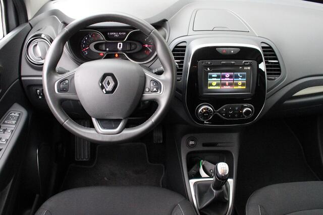 Renault CAPTUR 0.9 TCe Limited Trekhaak | Stoelverwarming | Navigatiesysteem