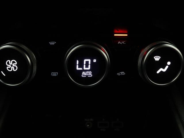 Renault CAPTUR 1.3 TCe 140 Intens 360° Camera | Cruise | Parkeersens. v+a | Bose