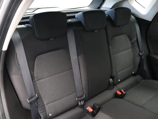 Renault CAPTUR TCe 90pk Evolution | Parkeersensoren achter | Navigatie | Climate Control | Cruise controle | Apple Carplay/Android Auto |