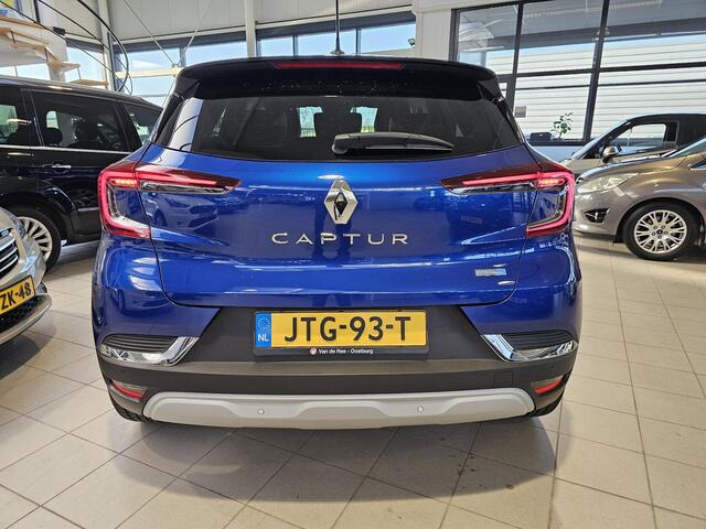 Renault CAPTUR 1.6 E-Tech Hybrid 145