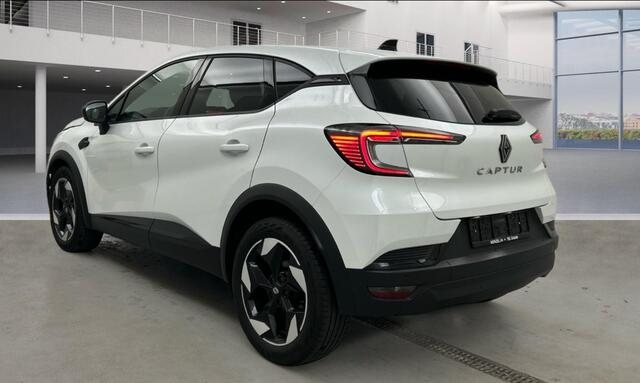 Renault CAPTUR 1.3 mild hybrid 160 techno Automaat/Camera/Stoel en stuurverwarming.