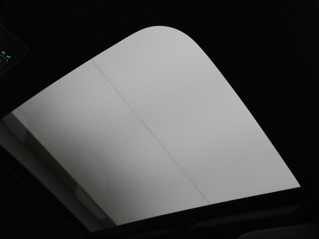 Renault CAPTUR E-Tech full hybrid E-Tech engineered 145pk 360° Camera | Cruise | Navi | Parkeersens. v+a | Panoramadak