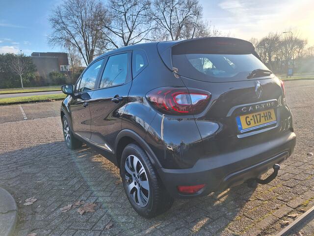 Renault CAPTUR 0.9 TCe Limited TREKHAAK