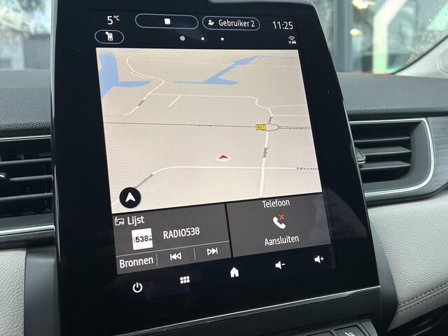 Renault CAPTUR 1.6 E-Tech Plug-in Hybrid 160 Initiale Paris / Lederen Bekleding / Achteruitrijcamera / Stoel & Stuurverwarming / Trekhaak / Apple Carplay & Android Auto / Cruise Control / Climate Control / Parkeersensoren /