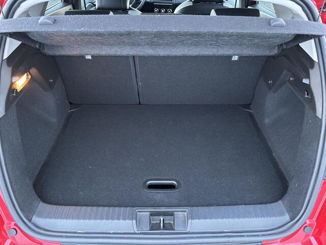 Renault CAPTUR 1.3 TCe 140 Intens | 1e Eig | Lage km. stand |