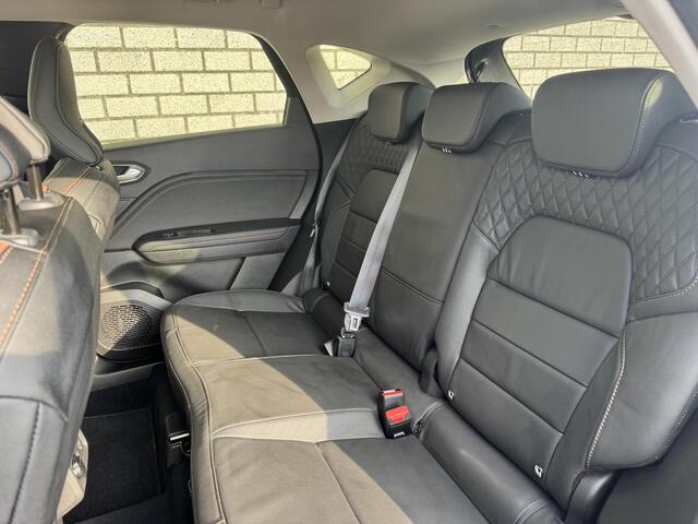 Renault CAPTUR 1.3 TCe 130 Initiale Paris | Leder | Apple CarPlay / Android Auto | Stoel + Stuurverarming | BOSE-Audiosysteem | 360° Camera |