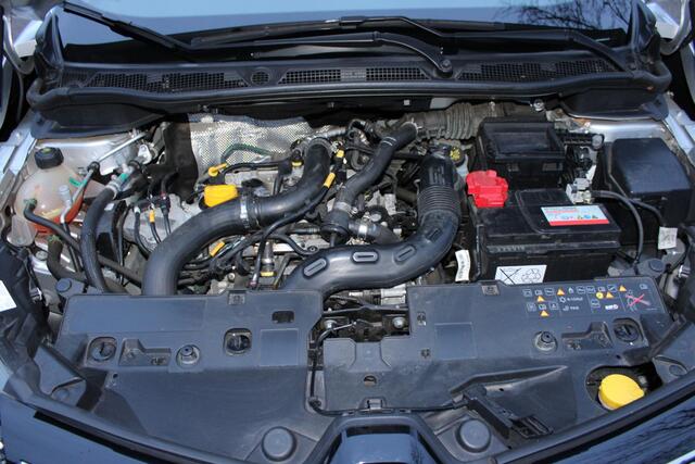 Renault CAPTUR 0.9 TCe Intens Trekhaak, Bluetooth, Navi