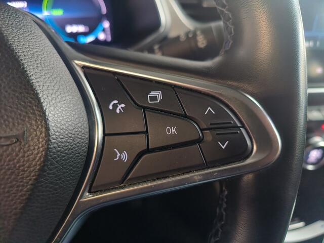 Renault CAPTUR 1.6 E-Tech Plug-in Hybrid 160 Intens uit 2022 Rijklaar + 12 maanden Bovag-garantie Henk Jongen Auto's in Helmond, al 50 jaar service zoals 't hoort!