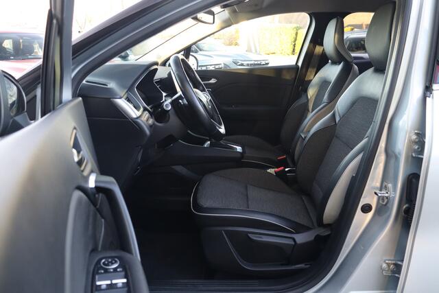 Renault CAPTUR 1.3 TCe 140 Intens Automaat | Adap. Cruise | Stoel-/Stuurverwarming | Navigatie | Camera | Trekhaak