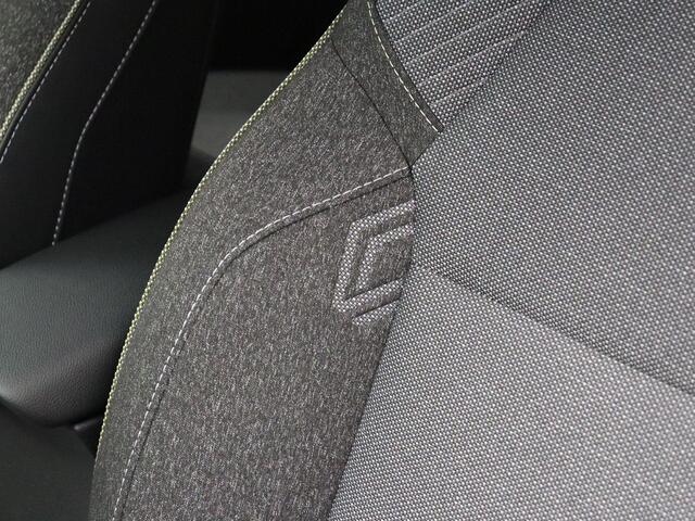 Renault CAPTUR TCe 115pk techno | Vijf jaar garantie | Stoel- en stuurwielverwarming | All season banden |