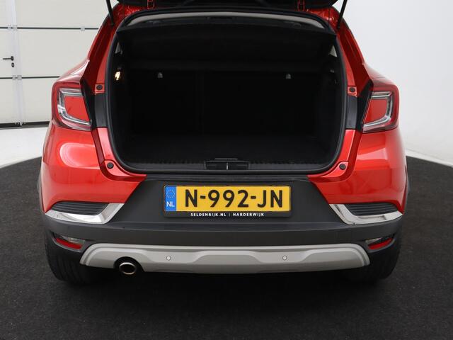 Renault CAPTUR 1.3 TCe 140 Intens | Automaat | Camera | Carplay | Keyless | Navigatie | Full LED | 17'' | Climate control | Half leder | Cruise control | Bluetooth