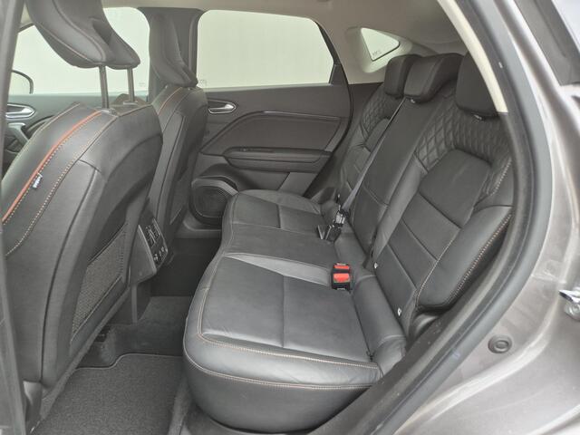 Renault CAPTUR 1.6 E-Tech Plug-in Hybrid 160 Initiale Paris / Automaat / Apple Carplay Android Auto / Stoelverwarming / Bose Audio Systeem / Achteruitrijcamera / Keyless Entry/Start / Cruise control / Climate control / Navigatie /