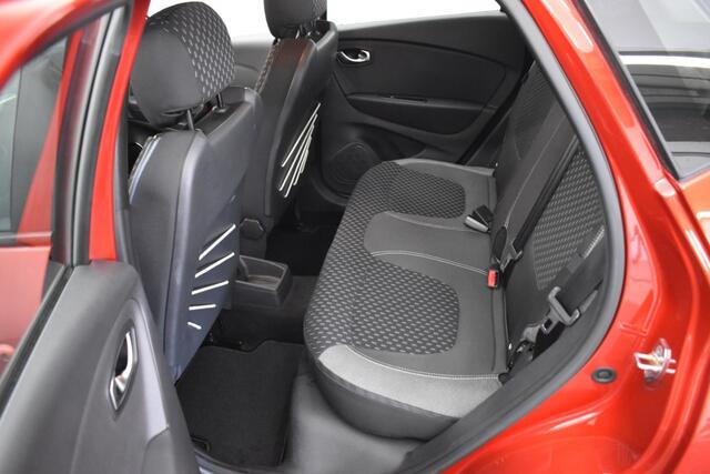 Renault CAPTUR 1.3 TCE 150PK INTENS AUTOMAAT CARPLAY