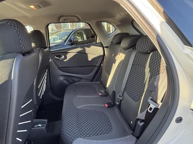 Renault CAPTUR 0.9 TCe Intens | Luxe uitvoering | Airco | Navigatie | Parkeersensoren | Camera | Trekhaak | lage km stand!