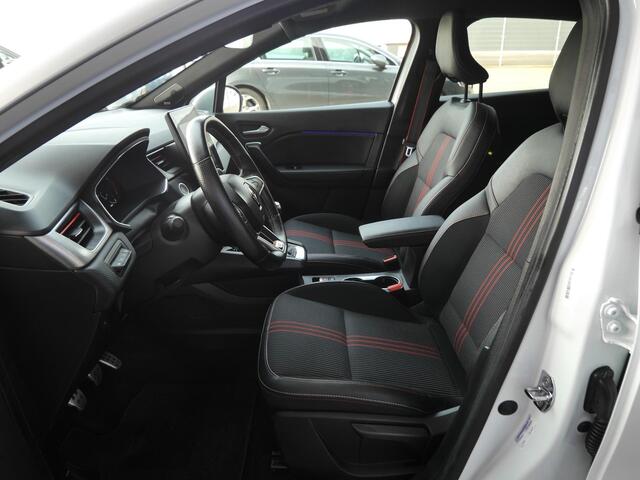 Renault CAPTUR 1.3 mild hybrid 140 RS Line | Stoel en stuurverwarming | Achteruitrijcamera| 18 inch lichtmetalen velgen | Adaptive cruise control | Climate control | Trekhaak