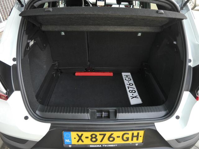 Renault CAPTUR 1.3 mild hybrid 140 RS Line | Stoel en stuurverwarming | Achteruitrijcamera| 18 inch lichtmetalen velgen | Adaptive cruise control | Climate control | Trekhaak