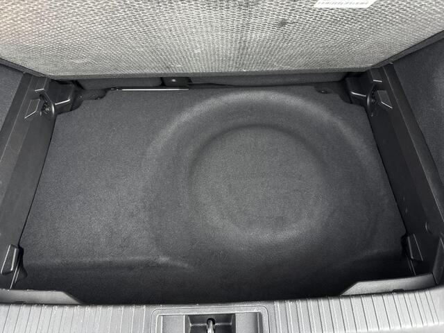 Renault CAPTUR 1.6 E-Tech Full Hybrid Techno 145PK Afneembare trekhaak | Automaat | Google Navigatie | Stoel- en Stuurverwarming | Apple CarPlay & Android Auto