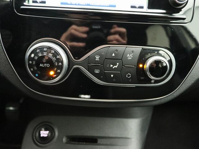 Renault CAPTUR TCe 90 Intens | Easy Life Pack achteruitrijcamera met sensoren rondom en semi-automatisch inparkeren | cruise control | electronic climate control | LED koplampen | lichtmetalen velgen 17" | navigatiesysteem full map | two-tone |