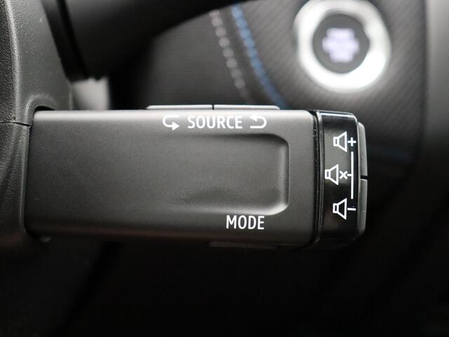 Renault CAPTUR E-Tech full hybrid 160pk esprit Alpine | Elek. verstelbare bestuurderstoel | Harman Kardon | Panoramisch dak |