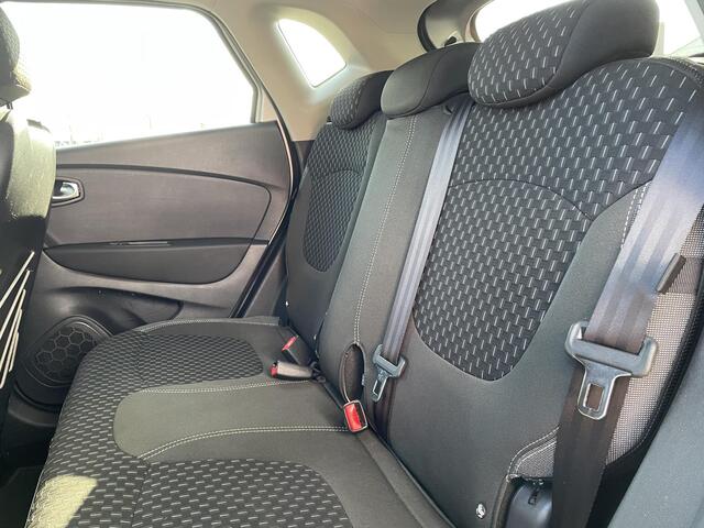 Renault CAPTUR 0.9 TCe Intens / DODEHOEKSENSOREN / ACHTERUITRIJCAMERA / CRUISE CONTROL / AIRCO