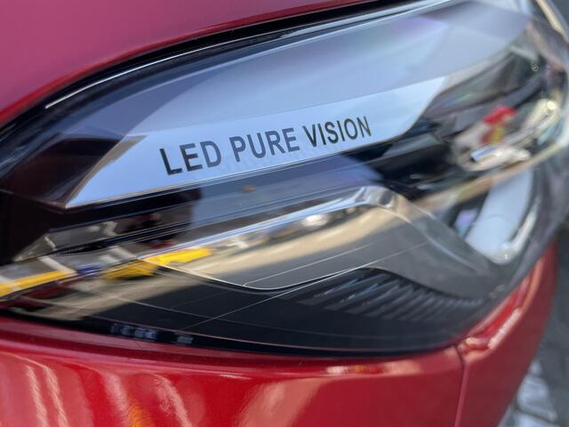 Renault CAPTUR 1.2 TCe Intens / DEALER ONDERHOUDEN / AUTOMAAT / NAVI / CLIMATE CONTROL / EASY PARK ASSIST / PDC + CAMERA /