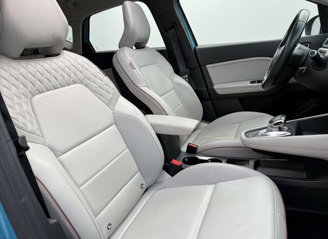 Renault CAPTUR 1.6 E-Tech Plug-in Hybrid 160 Initiale Paris, Pano | Camera