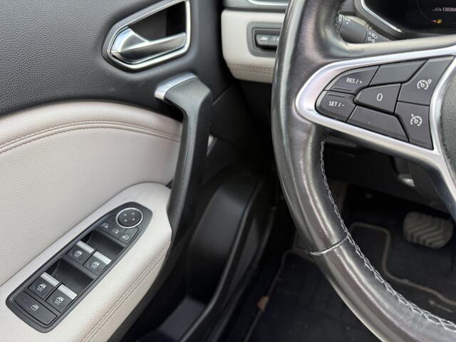 Renault CAPTUR 1.6 E-Tech Plug-in Hybrid 160 Initiale Paris, Pano | Camera