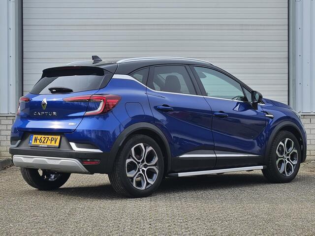 Renault CAPTUR 1.6 E-Tech Hybrid 145 Intens / Stoelverwarming / Afneembare Trekhaak / Achteruitrijcamera / Apple Carplay & Android Auto / Dealer Onderhouden / 1e Eigenaar / Climate Control / Navigatie /