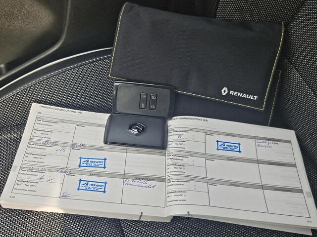 Renault CAPTUR 1.6 E-Tech Hybrid 145 Intens / Stoelverwarming / Afneembare Trekhaak / Achteruitrijcamera / Apple Carplay & Android Auto / Dealer Onderhouden / 1e Eigenaar / Climate Control / Navigatie /