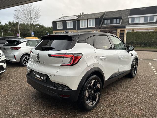 Renault CAPTUR 1.3 mild hybrid 160 techno Stoel en stuurverwarming/Camera.