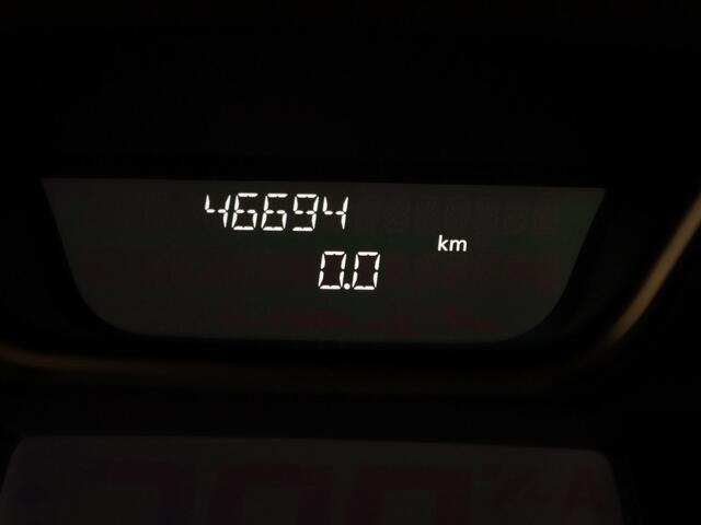 Renault CAPTUR TCe Intens 90pk Camera | Cruise | Navi | Parkeersens. v+a | Trekhaak